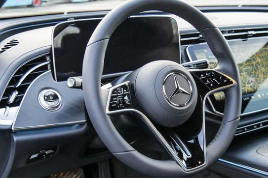 Mercedes E Klasa 220 d Avantgarde