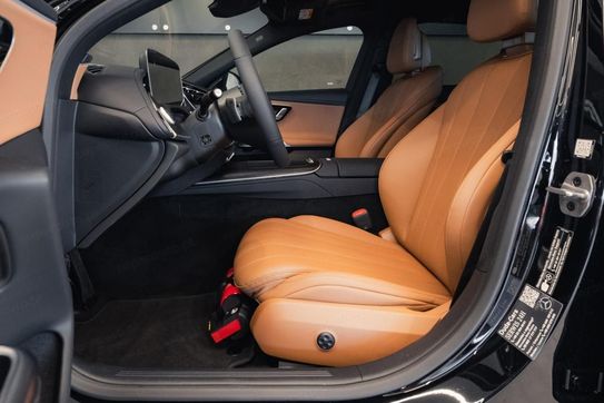 Mercedes E Klasa 200 d Mhev Avantgarde 9G-Tronic