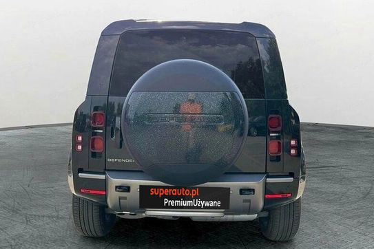 Land Rover Defender 110 D250 X-Dynamic SE