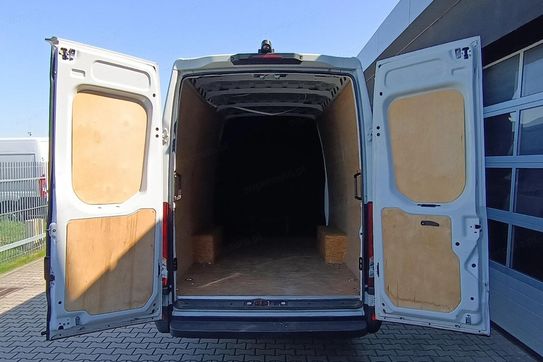 Iveco Daily 35C18 L4H2 (bryg.)