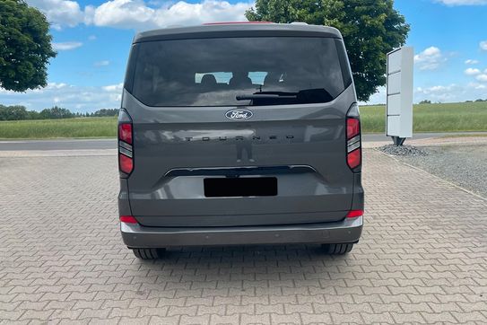 Ford Tourneo Custom L2H1 Titanium 320