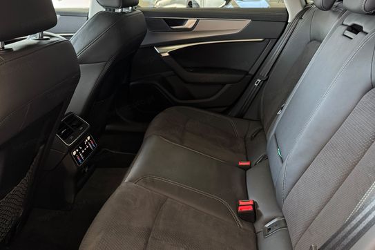 Audi A7 55 TFSI e Quattro S tronic