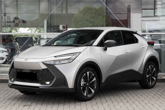 Toyota C-HR Style 2.0 Hybrid Dynamic Force Plug-in