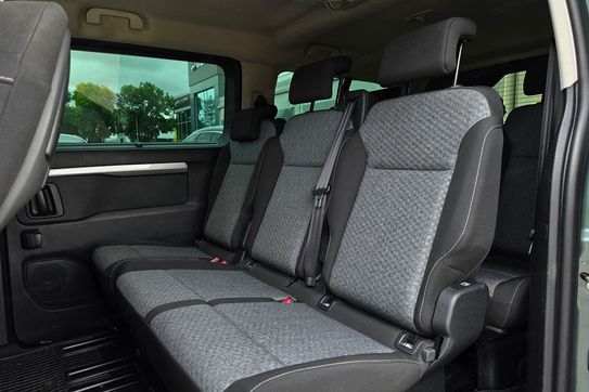 Peugeot Traveller 2.0 Bluehdi Long Business EAT8