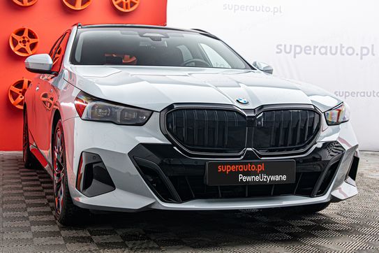 BMW Seria 5 540d M Sport xDrive mHEV aut