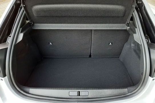 Peugeot 208 GT eDCS 1.2 mHEV