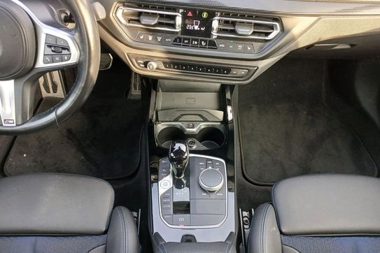 BMW Seria 2 216d M Sport aut