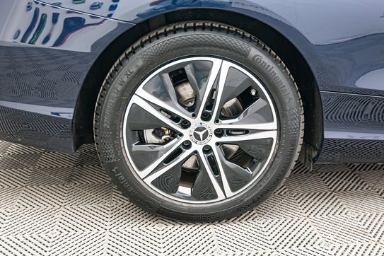 Mercedes Klasa C C 300 9G-TRONIC