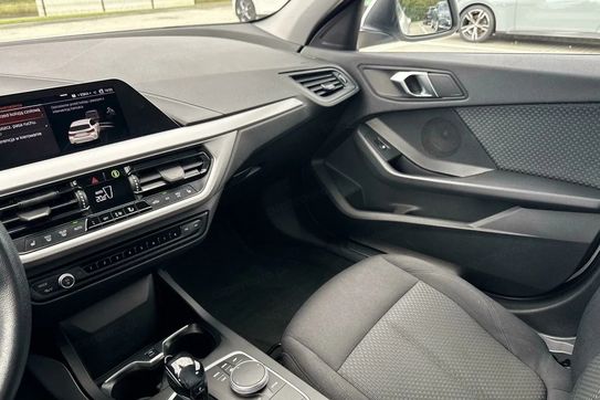 BMW Seria 1 118i Advantage