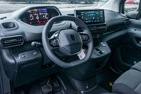 Peugeot Partner Van XL L2H1 EAT8