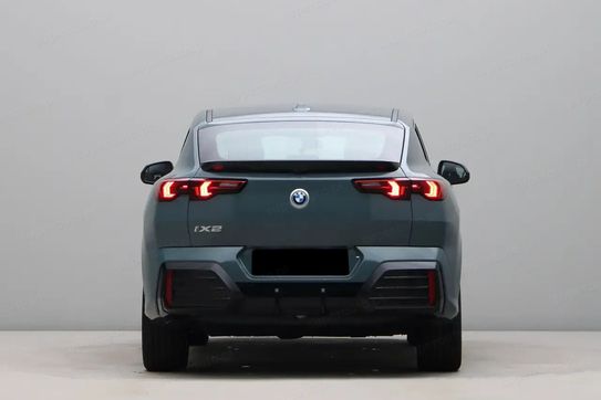 BMW iX2 eDrive20 M Sport