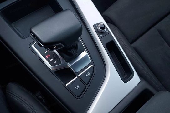 Audi A5 40 TFSI mHEV S tronic