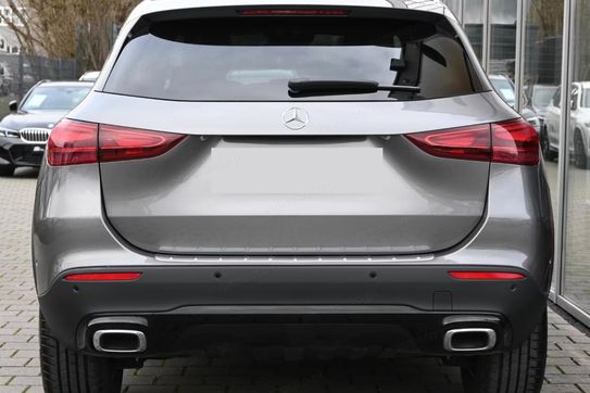 Mercedes GLA 200 Progressive