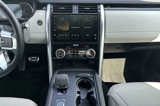 Land Rover Discovery V 2.0 P300 R-Dynamic SE