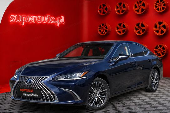 Lexus ES 300h Business Edition