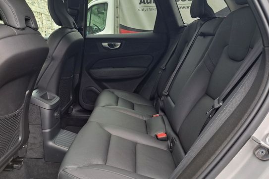 Volvo XC60 T6 Plug-In Hybrid AWD Plus Dark aut