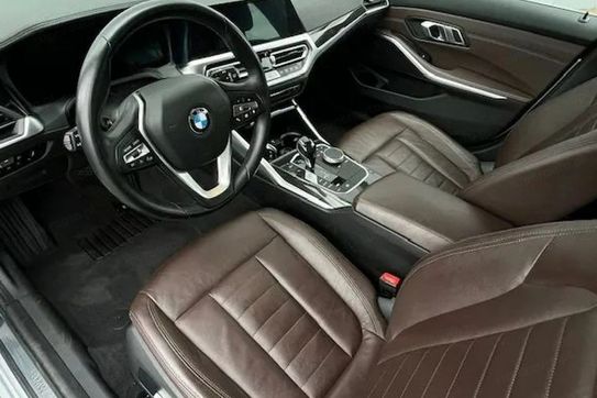 BMW Seria 3 Touring 320d Luxury Line