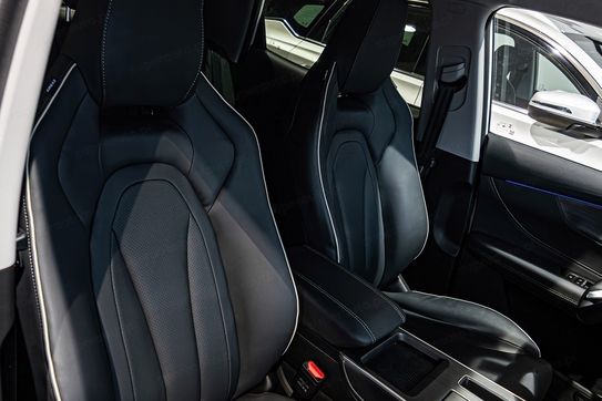 Chery Tiggo 4 Prestige 1.5 T-GDI HEV DHT