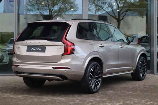 Volvo XC90 T8 AWD Plug-In Hybrid Ultra Dark 7os