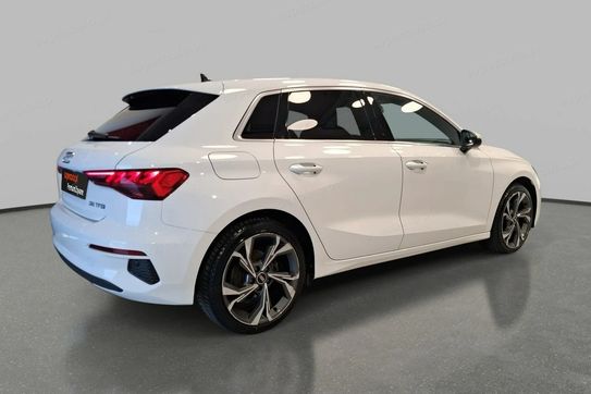 Audi A3 35 TFSI mHEV S tronic