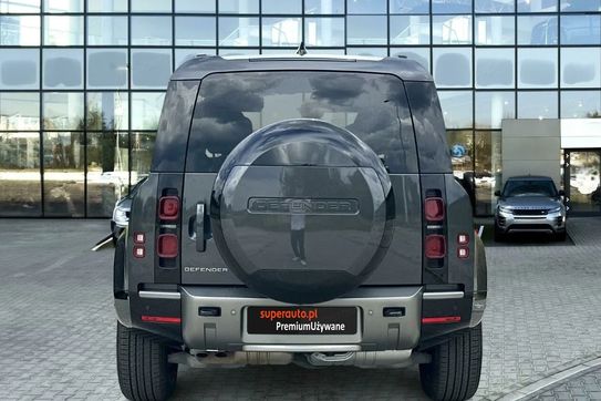 Land Rover Defender 110 3.0 D250 X-Dynamic HSE