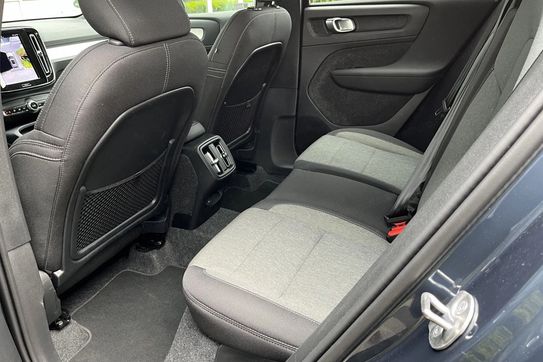 Volvo XC40 B4 Plus Black Edition