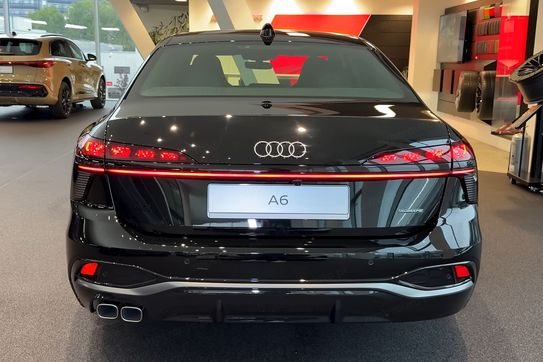 Audi A6 TDI quattro S line