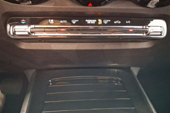 Mercedes GLB 200 Progressive 7G-DCT