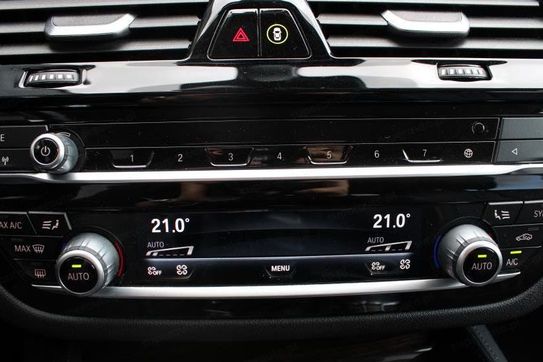 BMW Seria 5 520d xDrive mHEV Luxury Line aut