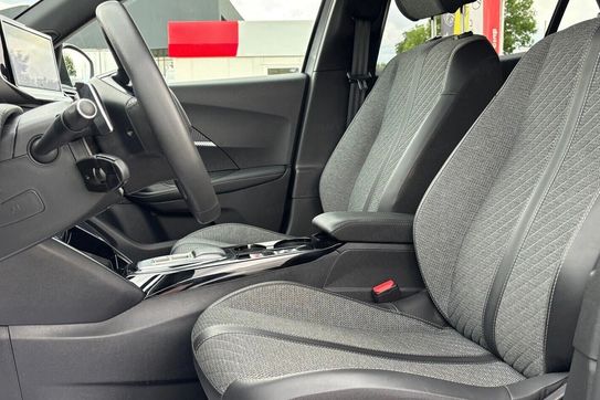 Peugeot 2008 1.2 PureTech Allure S&S EAT8