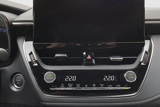 Toyota Corolla Comfort 1.5 benzyna