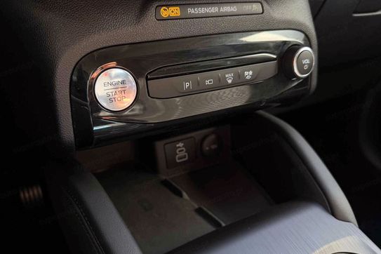 Ford Kuga Titanium 2.5 FHEV