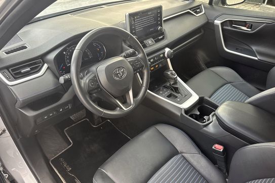 Toyota RAV4 Selection 2.5 Hybrid