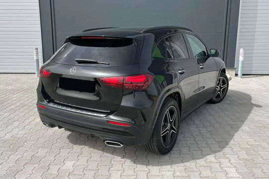 Mercedes GLA 200 mHEV AMG Line 7G-DCT