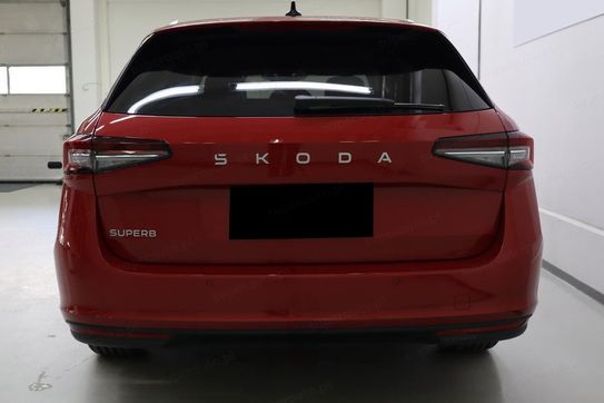 Skoda Superb Drive 2.0 TSI DSG