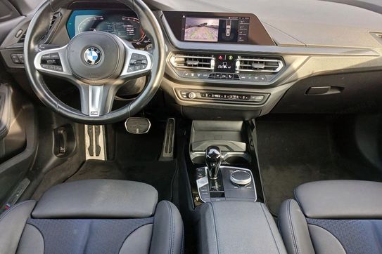 BMW Seria 2 216d M Sport aut