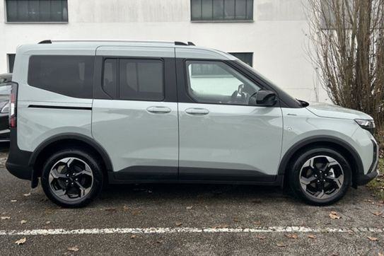 Ford Tourneo Courier Active A7