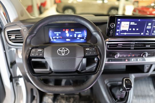 Toyota Proace Verso Long L2H1 Business