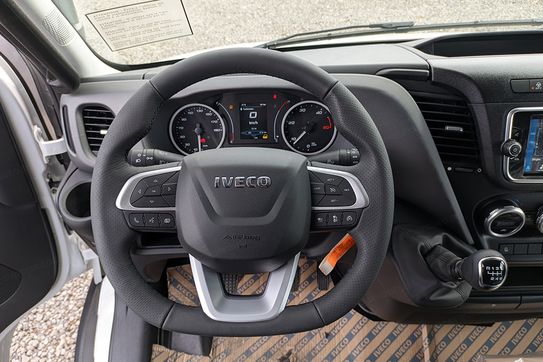 Iveco Daily 50C18 Zabudowa 15EP