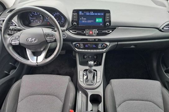 Hyundai i30 1.5 T-GDI Smart DCT