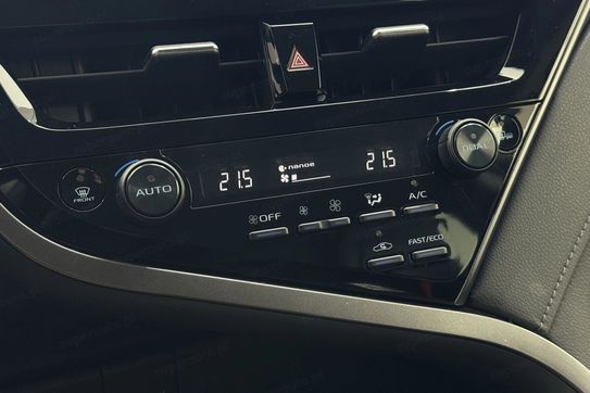 Toyota Camry 2.5 Hybrid Executive