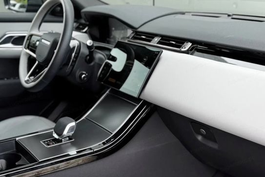 Land Rover Range Rover Velar P400e AWD S