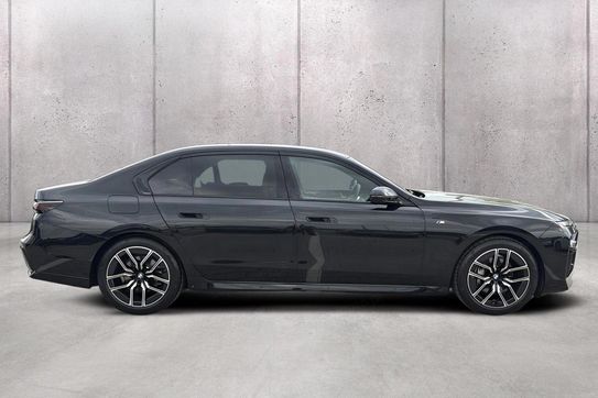 BMW Seria 7 740d xDrive mHEV sport-aut