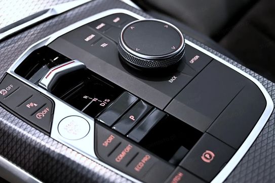 BMW Seria 3 318i M Sport