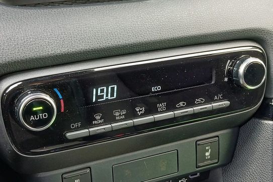 Toyota Yaris Hybrid 1.5 Style