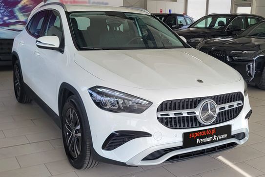 Mercedes GLA 200 Progressive