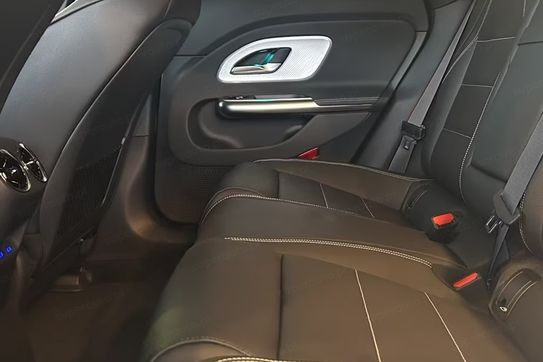 Mercedes CLA 200 AMG Line