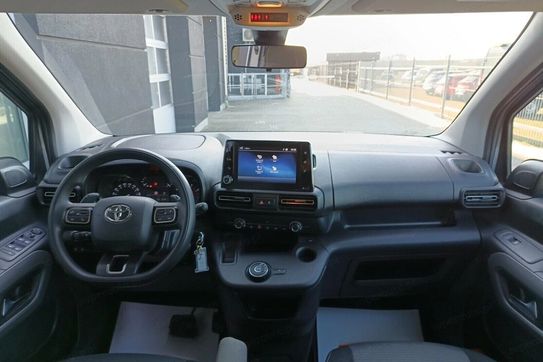 Toyota Proace City Verso D-4T Family