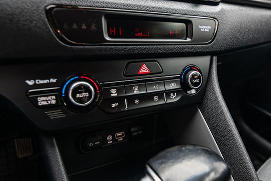 Kia Niro 1.6 GDI Hybrid M