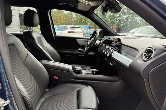 Mercedes GLB 200